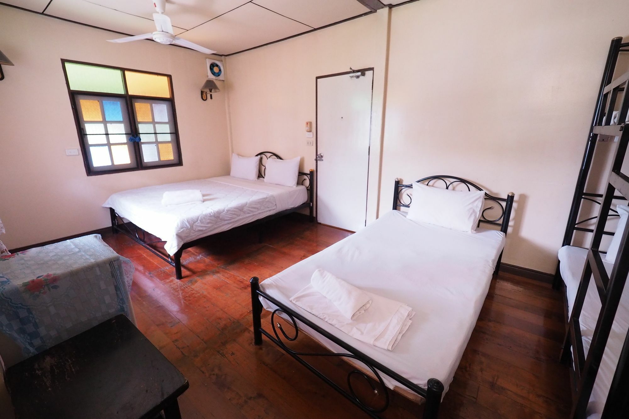Brickhouse Ayutthaya Guesthouse Est 1986 Exteriér fotografie