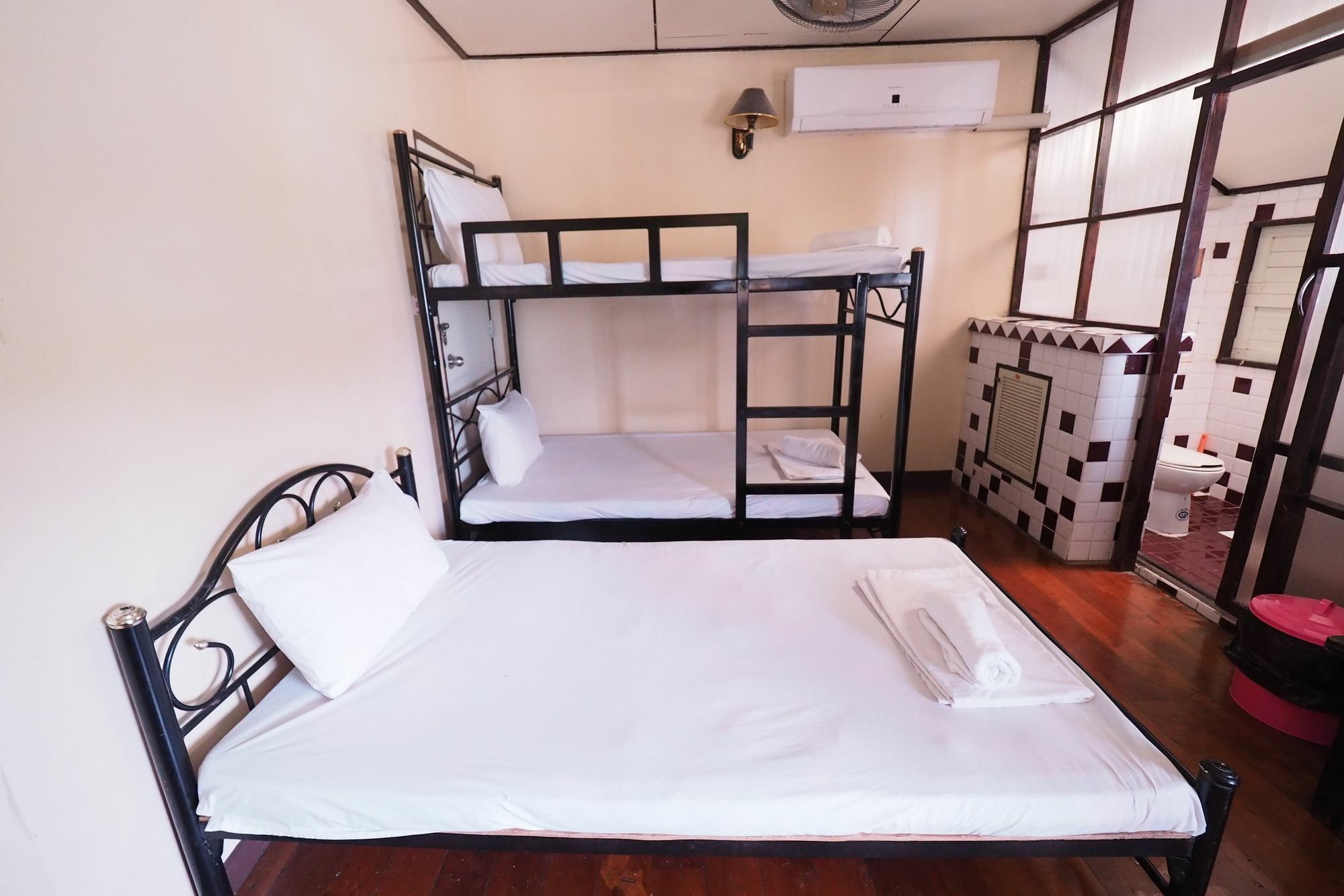 Brickhouse Ayutthaya Guesthouse Est 1986 Exteriér fotografie