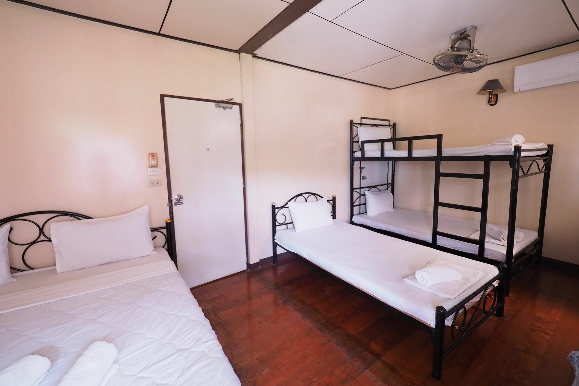 Brickhouse Ayutthaya Guesthouse Est 1986 Exteriér fotografie